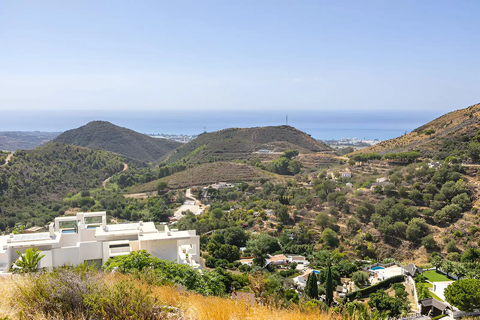 Exterior view of Ground floor for sale in Marbella  with Air Conditioner, Terrace and Storage room