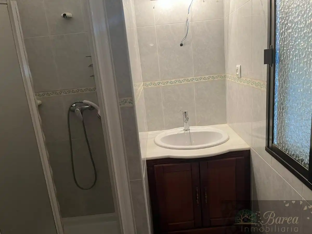 Casa con terraza en venta en Rute, imagen 5