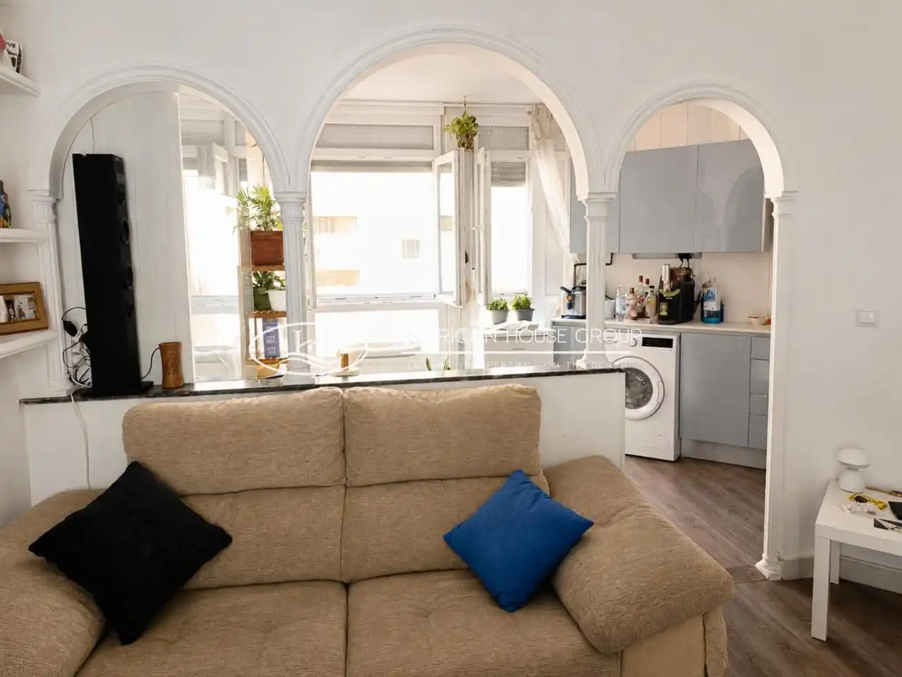 Sala d'estar de Planta baixa en venda en Cádiz amb Aire condicionat