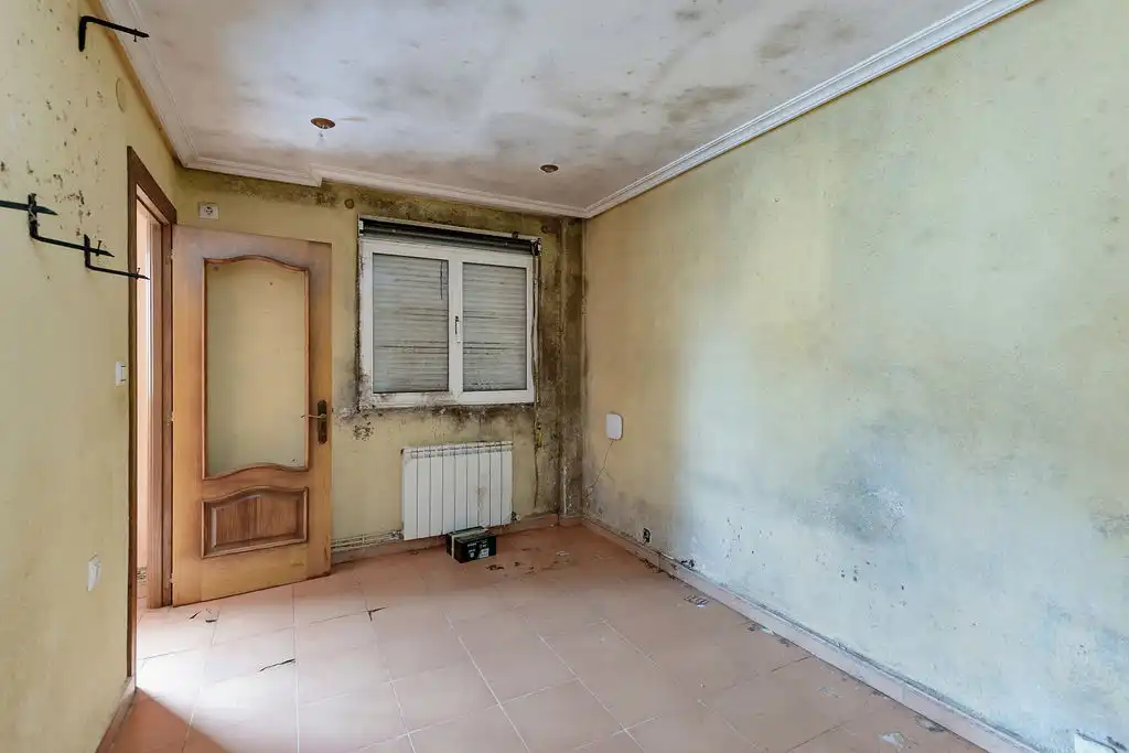 Flat for sale in C/ Juan de La Cosa, imagen 2