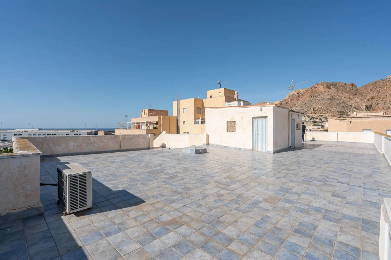 Terrace of Houses for sale in Almería  with Terrace, Storage room and Balcony