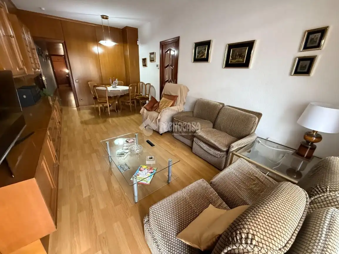 Wohnzimmer von Wohnung zum Verkauf in Barcelona mit Parkett