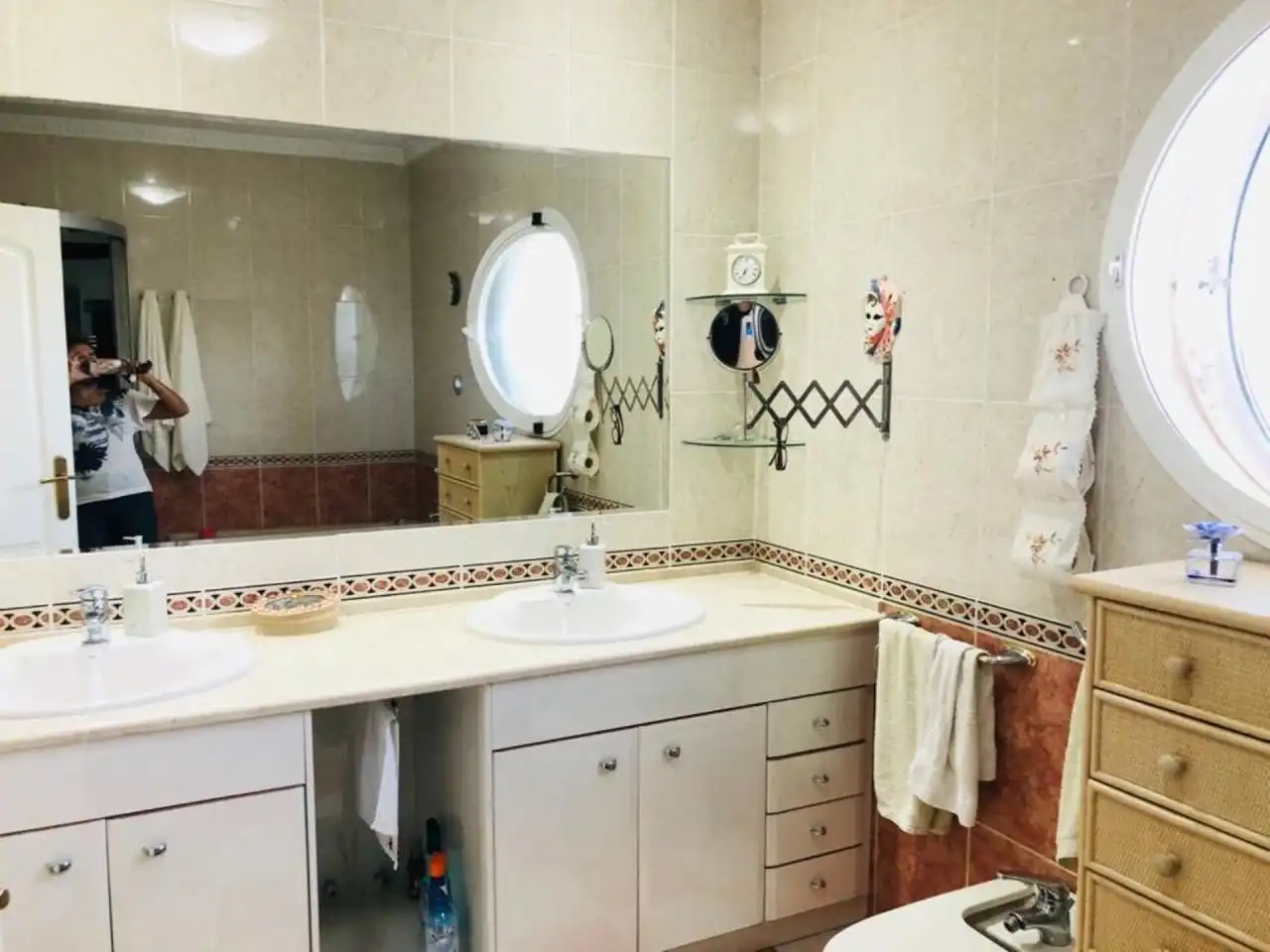 Bany de Casa o xalet en venda en Orihuela amb Aire condicionat, Calefacció i Jardí privat