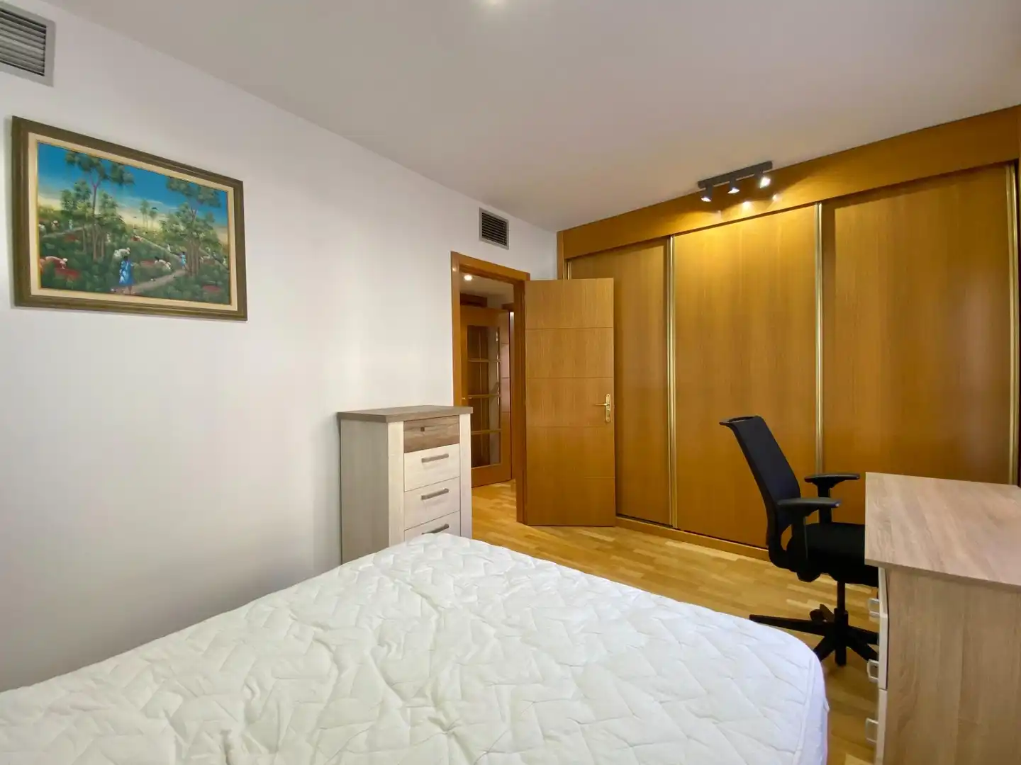 Habitación de Piso de alquiler en Madrid con Calefacción