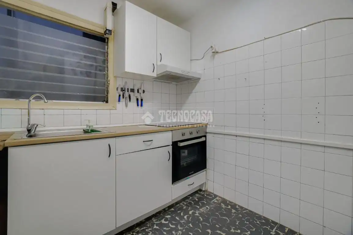 Cocina de Piso en venta en Barcelona con Balcón