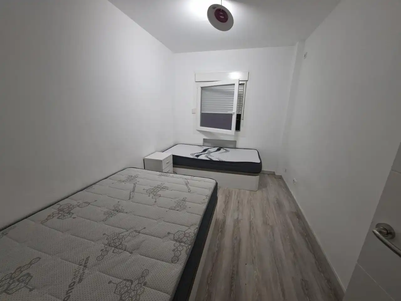 Habitación de Planta baja en venta en Madrid con Aire acondicionado y Calefacción