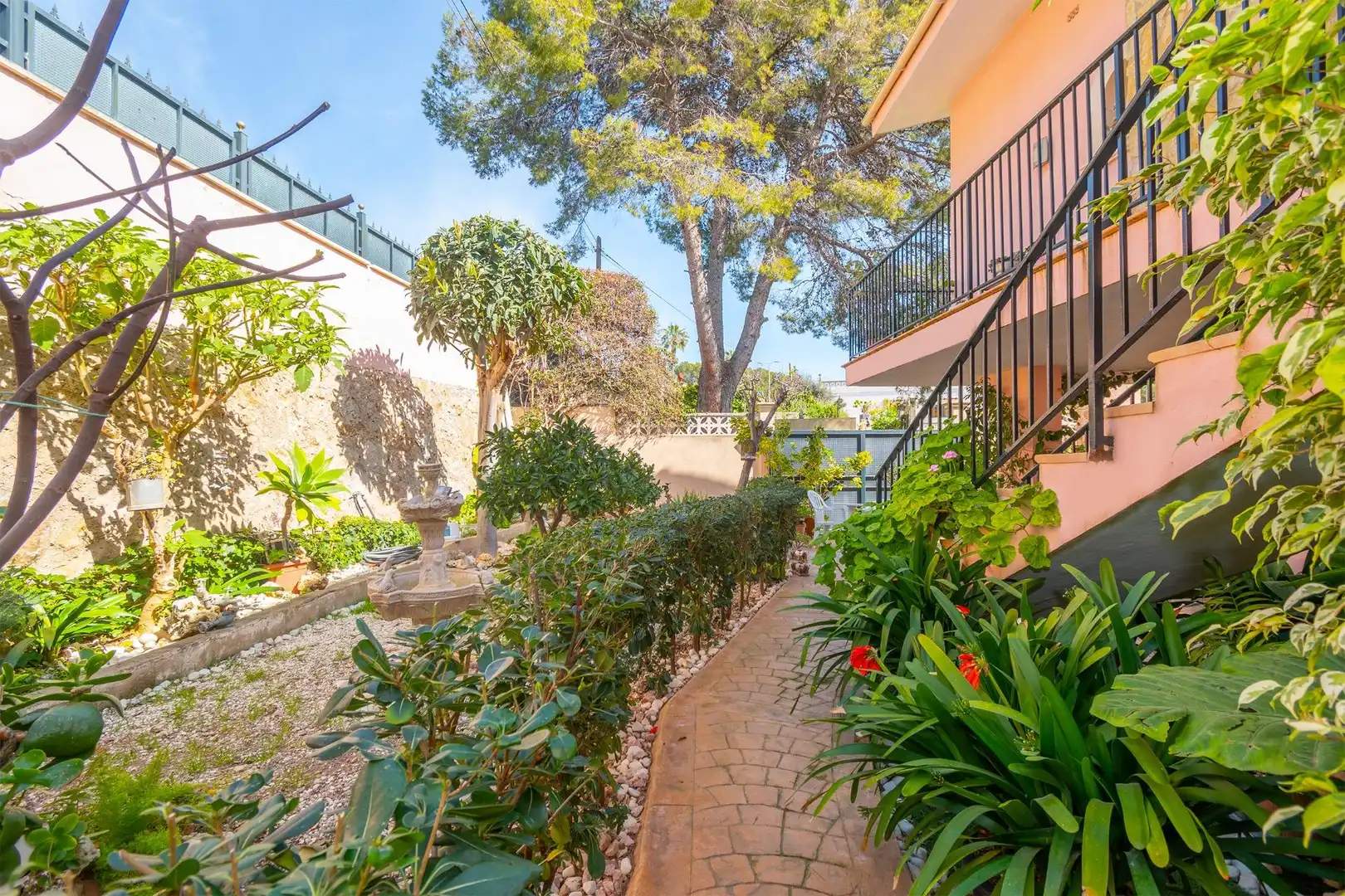 Garden of Houses for sale in Calvià  with Air Conditioner, Heating and Private garden