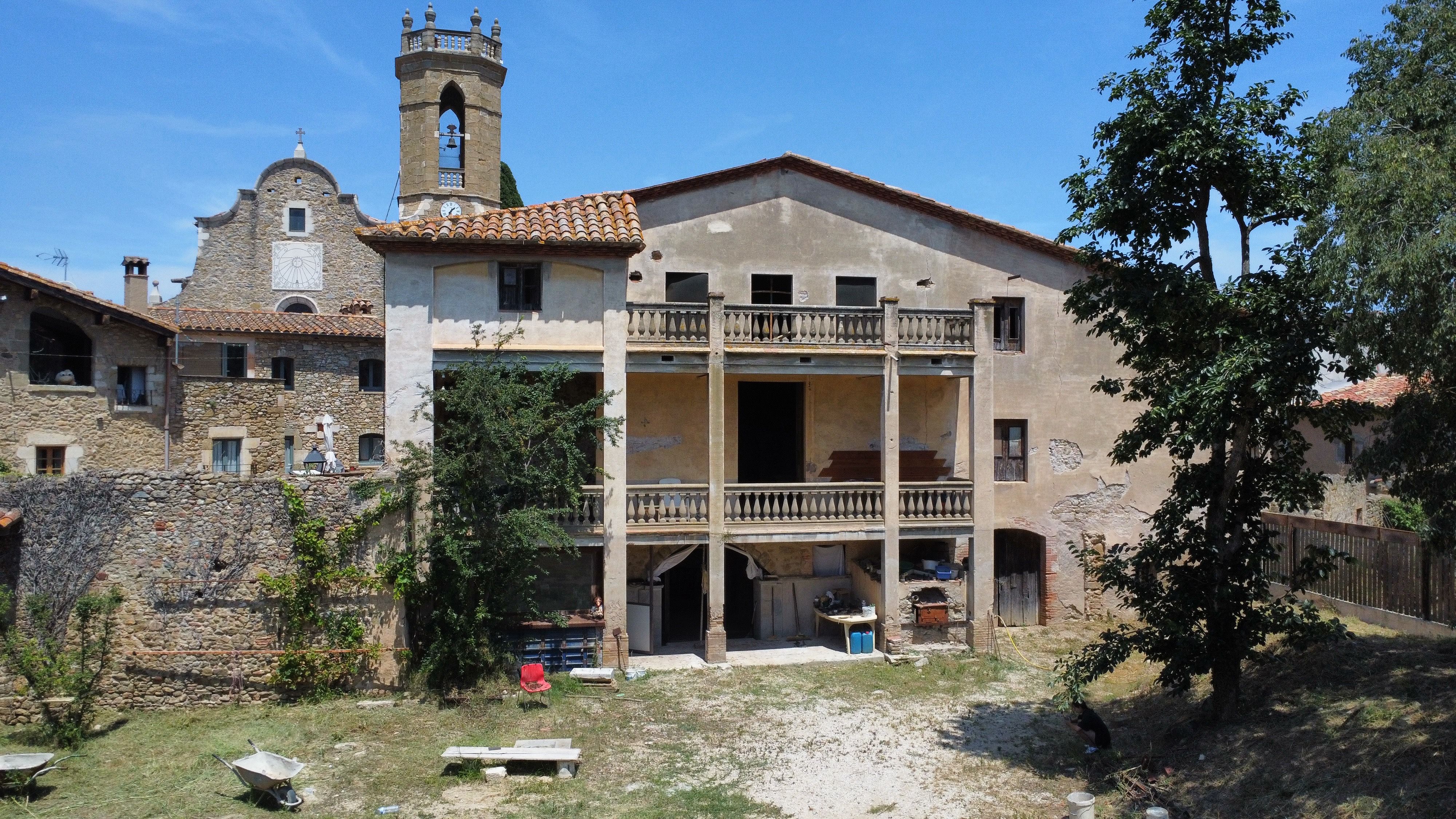 Vista exterior de Finca rústica en venda en Flaçà amb Jardí privat, Terrassa i Alarma