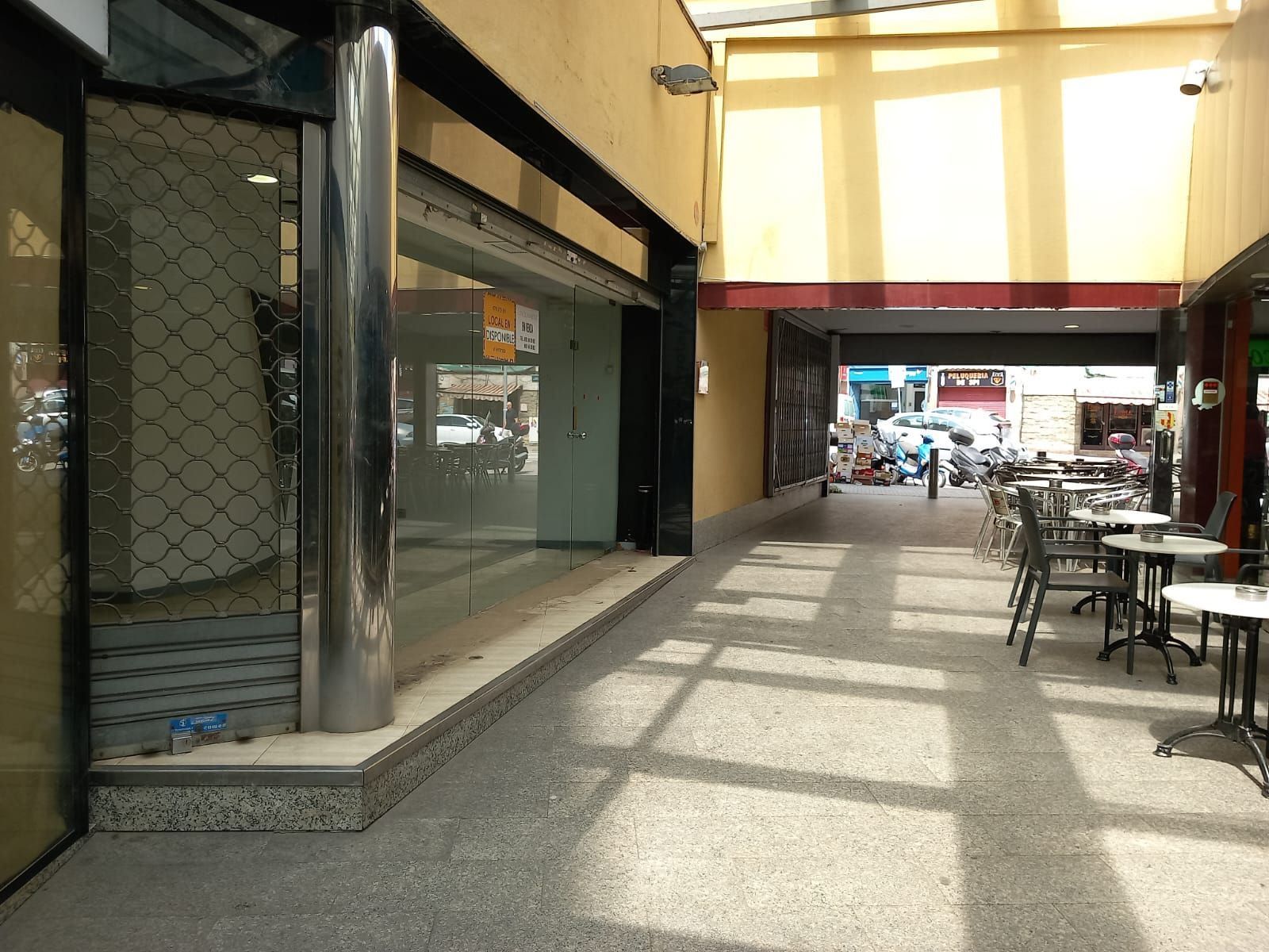 Premises for sale in Cerdanyola del Vallès