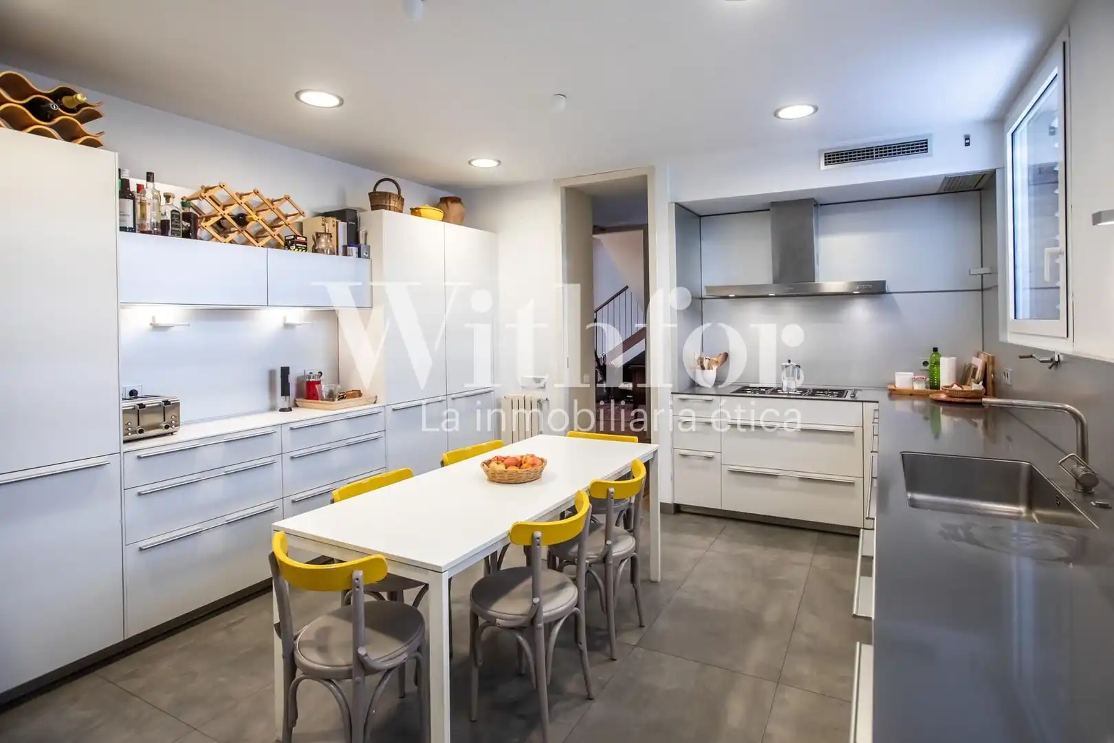 Kitchen of Houses for rent in Esplugues de Llobregat  with Air Conditioner, Heating and Private garden