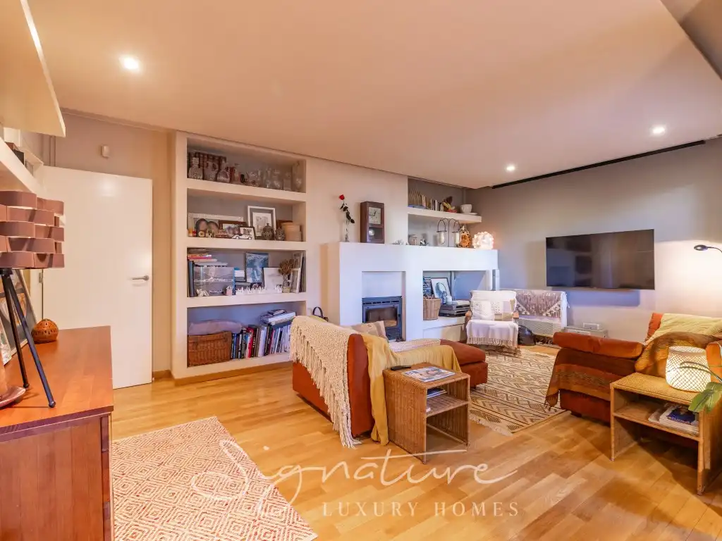 Sala d'estar de Planta baixa de lloguer en Sant Cugat del Vallès amb Aire condicionat, Jardí privat i Terrassa