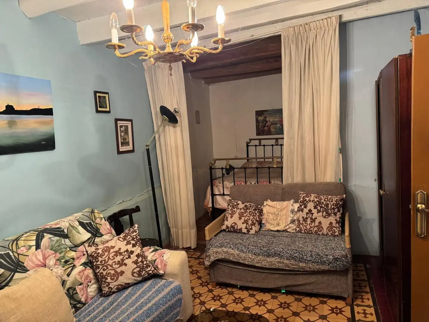 Wohnzimmer von Country house zum Verkauf in Montamarta