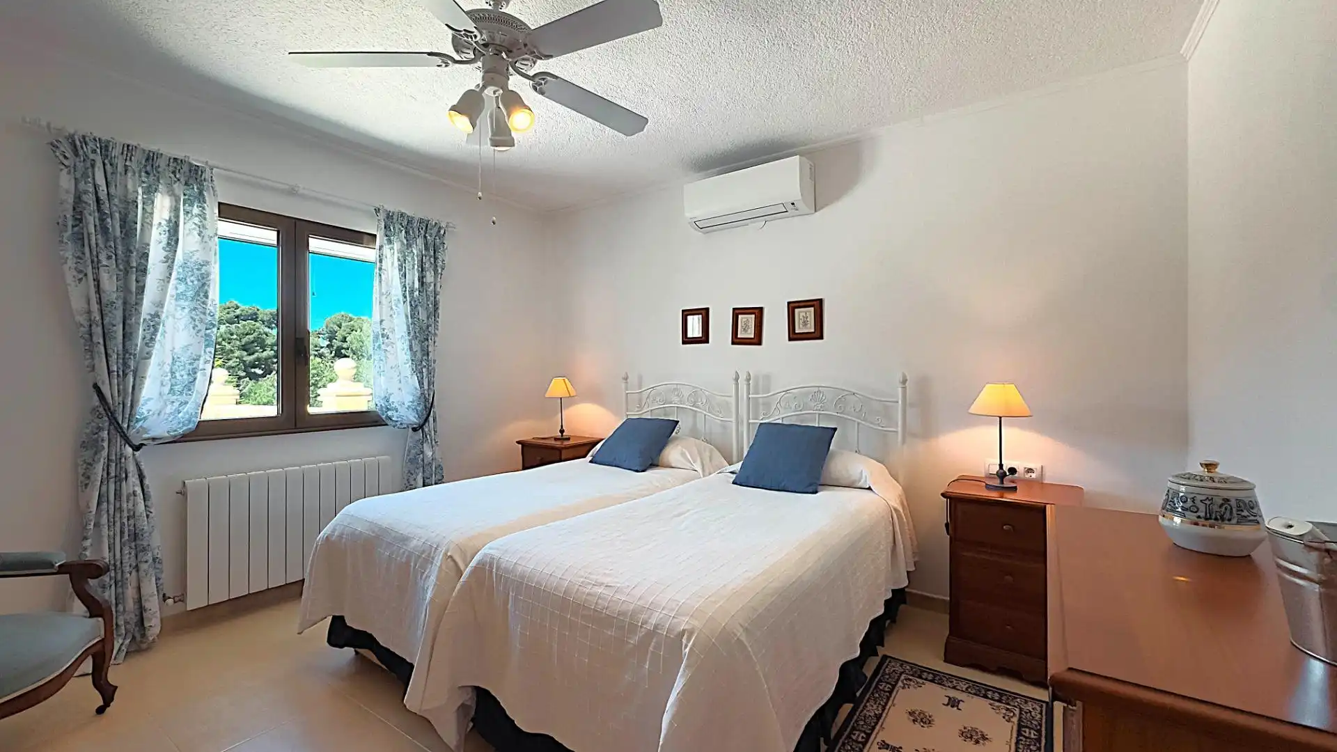 Bedroom of Houses for sale in Jávea / Xàbia  with Air Conditioner, Heating and Private garden