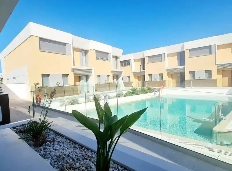 Reihenhaus mit Terrasse zum Verkauf in El Faro de Calaburra - Chaparral, imagen 12
