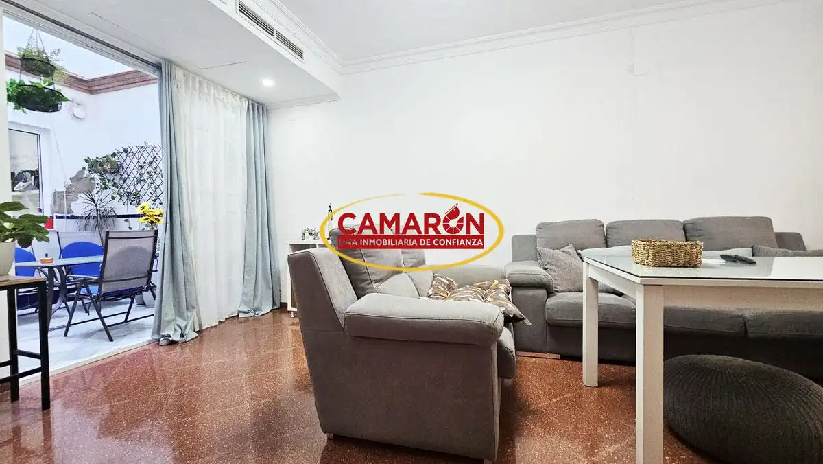 Habitación de Casa adosada en venta en La Puebla del Río
