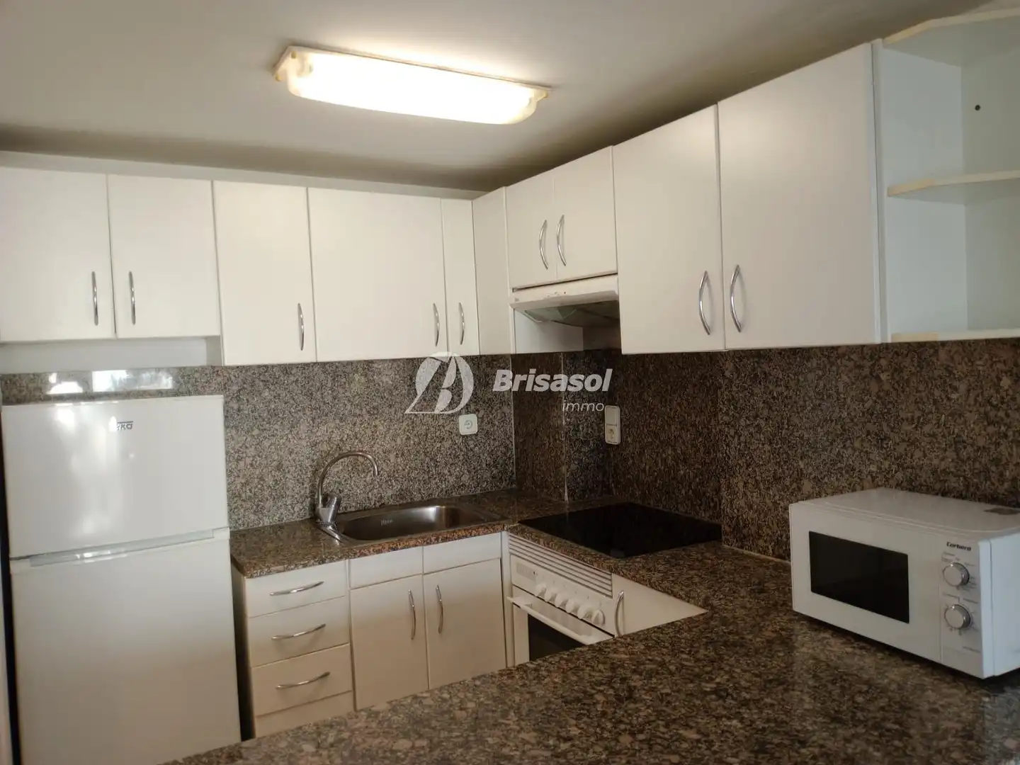 Cuina de Apartament en venda en Salou amb Aire condicionat, Calefacció i Terrassa