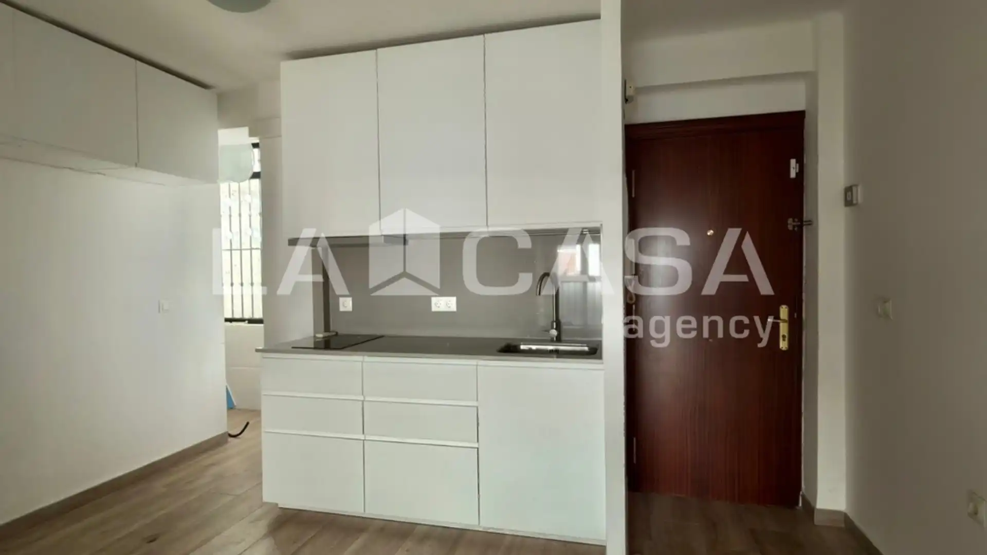 Cocina de Piso en venta en  Sevilla Capital con Terraza