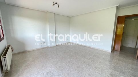 Foto 3 de Piso de alquiler en Calle Francisco Umbral, Rivas Futura, Rivas-Vaciamadrid