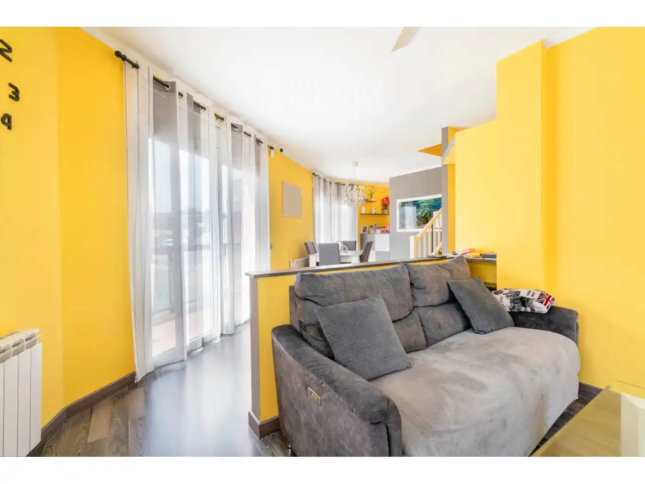 Sala de estar de Casa o chalet en venta en Torelló con Aire acondicionado, Calefacción y Jardín privado