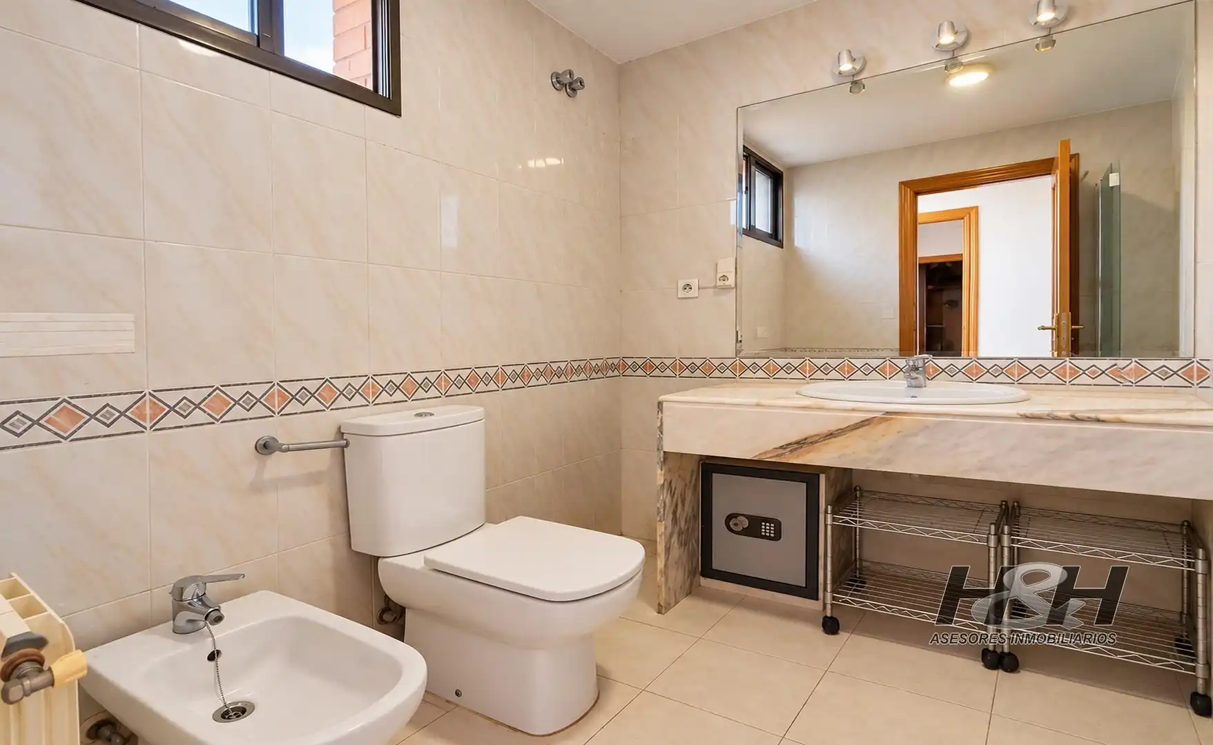 Penthouse with pool for sale in Camins al Grau, imagen 13