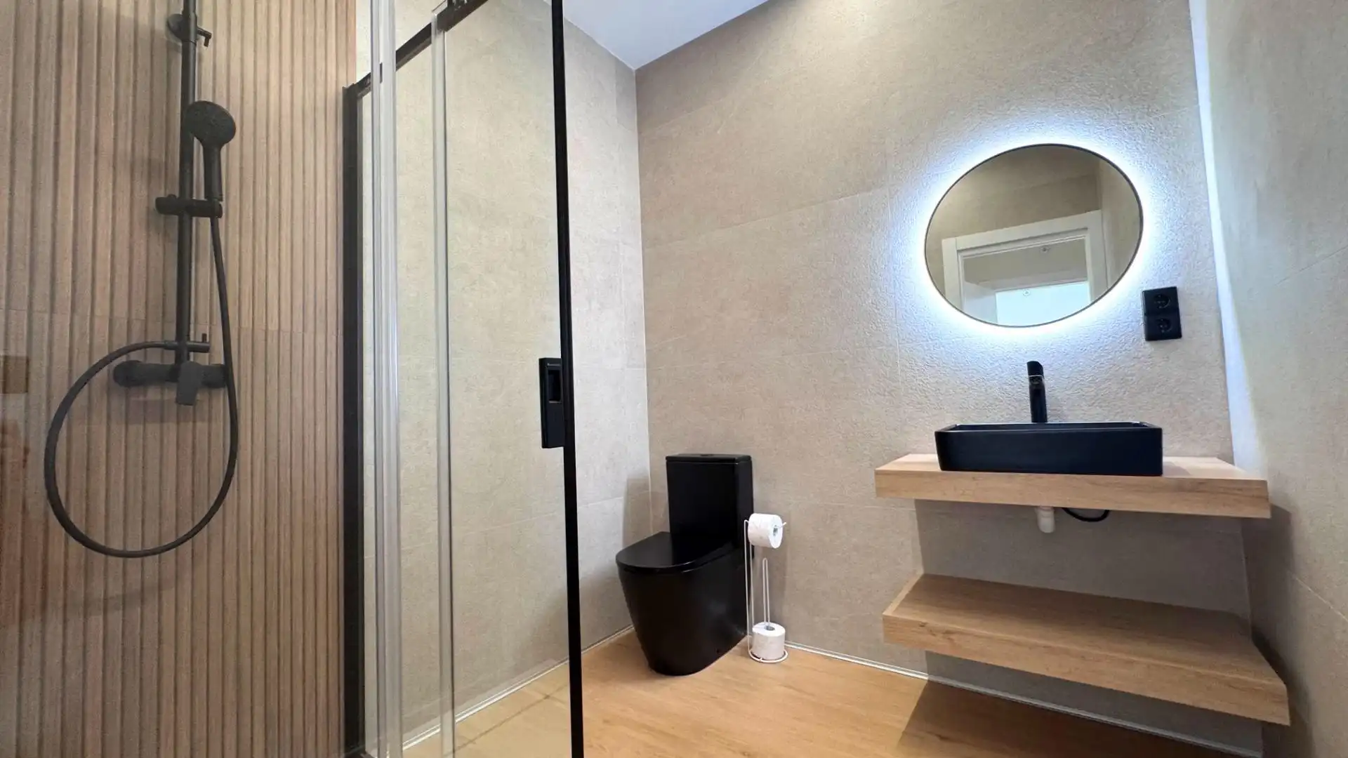 Baño de Piso de alquiler en Suances con Calefacción, Terraza y Amueblado