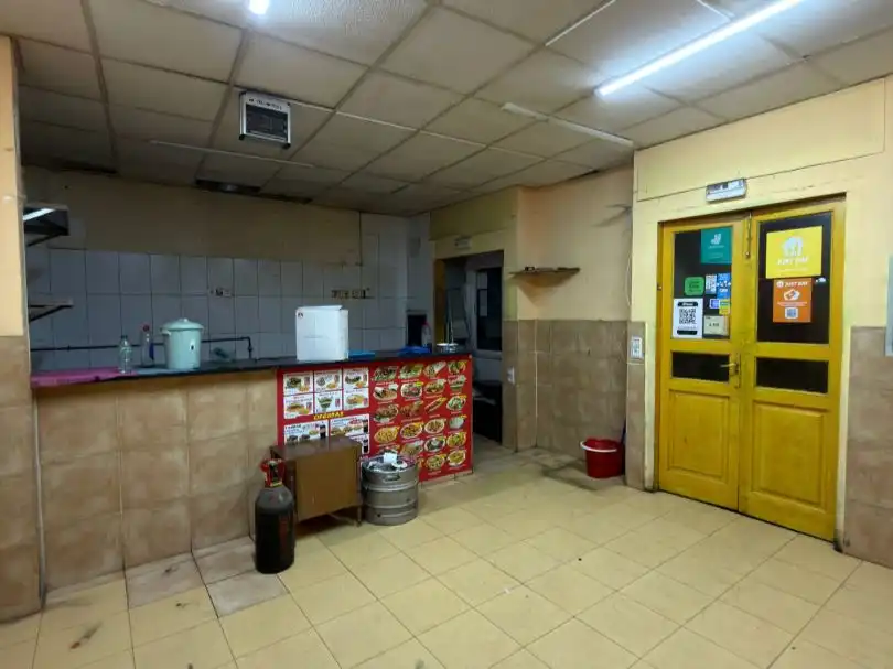 Cocina de Local de alquiler en Madrid