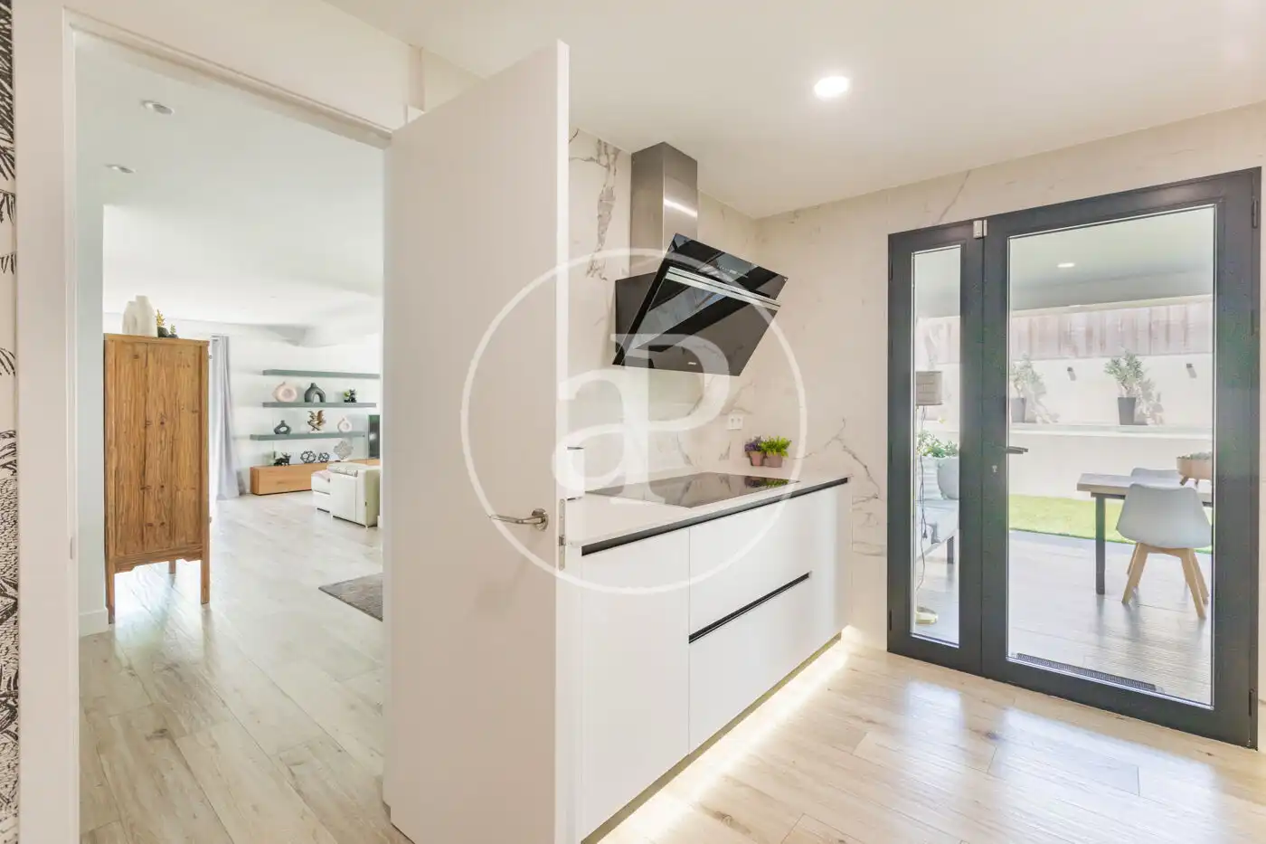 Küche von Haus oder Chalet zum Verkauf in Pozuelo de Alarcón mit Klimaanlage, Heizung und Privatgarten