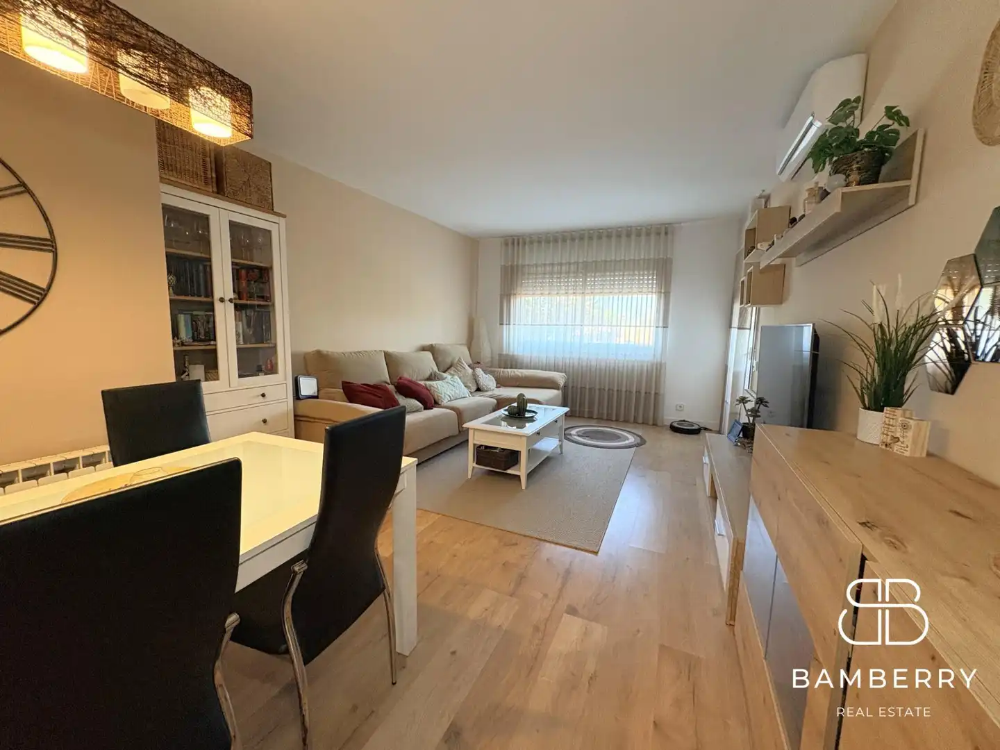 Flat with terrace for sale in Centre, imagen 4