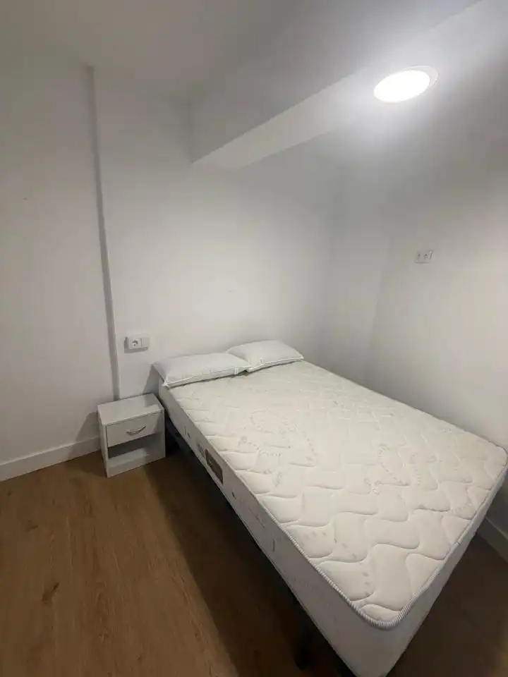 Zimmer in Rúa San Isidoro, Sagrada Familia