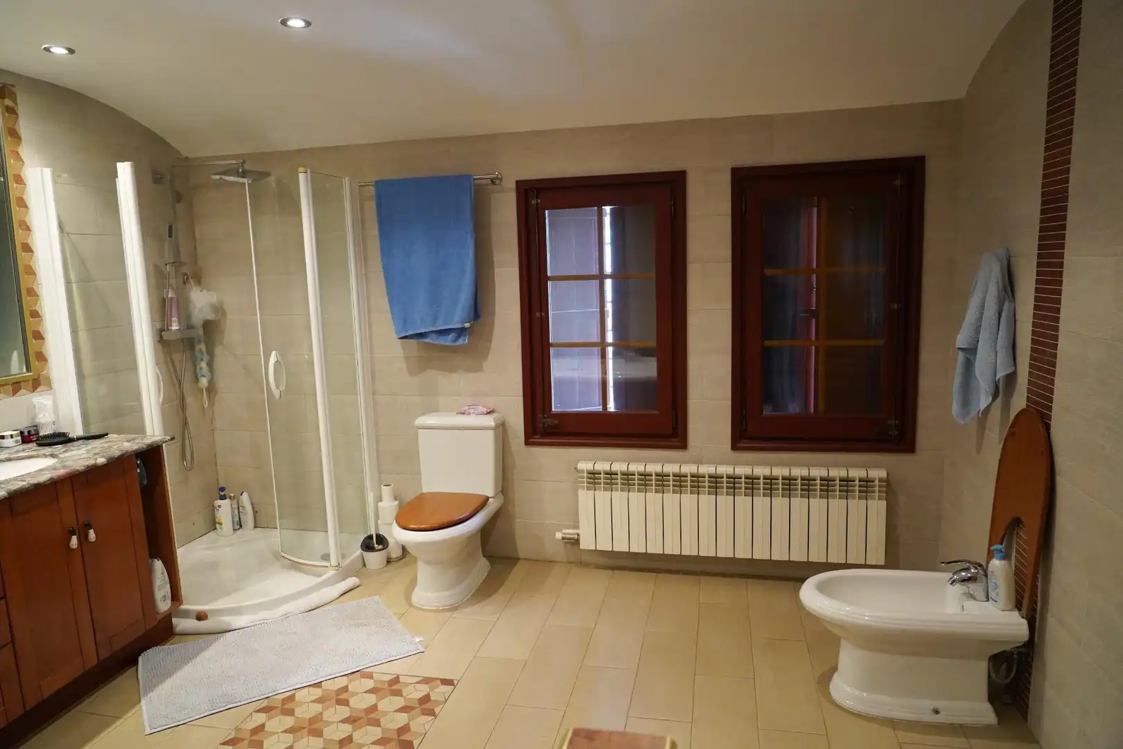 Badezimmer von Country house zum Verkauf in Granollers mit Klimaanlage, Privatgarten und Terrasse