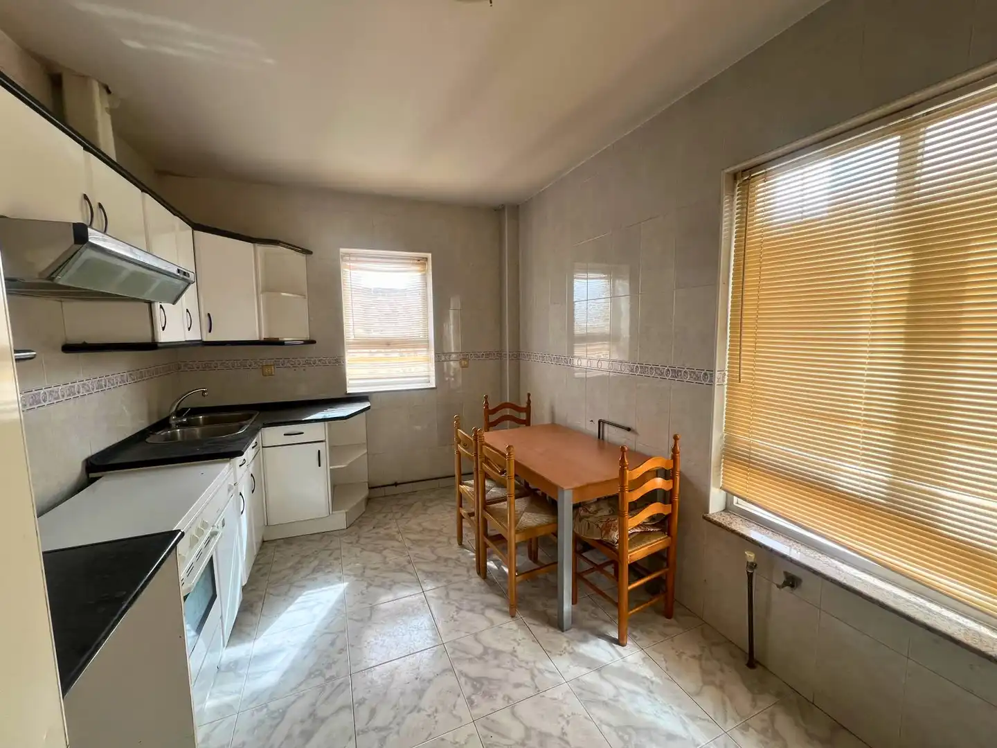 Piso en venta en Calle Bodegas, imagen 4