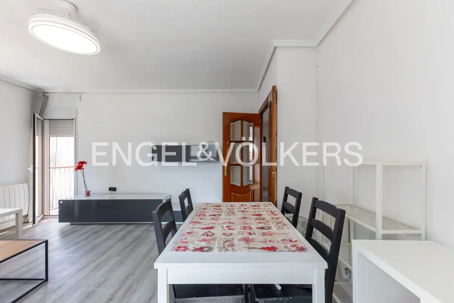 Comedor de Piso de alquiler en Valencia con Aire acondicionado, Calefacción y Terraza