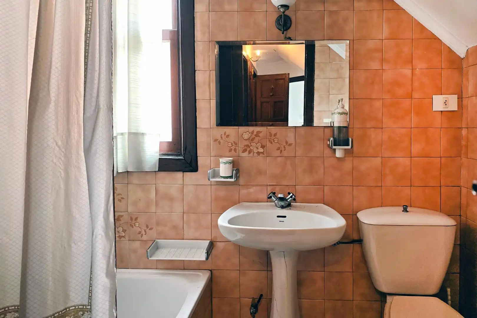 Baño de Casa o chalet en venta en Vigo  con Jardín privado y Balcón