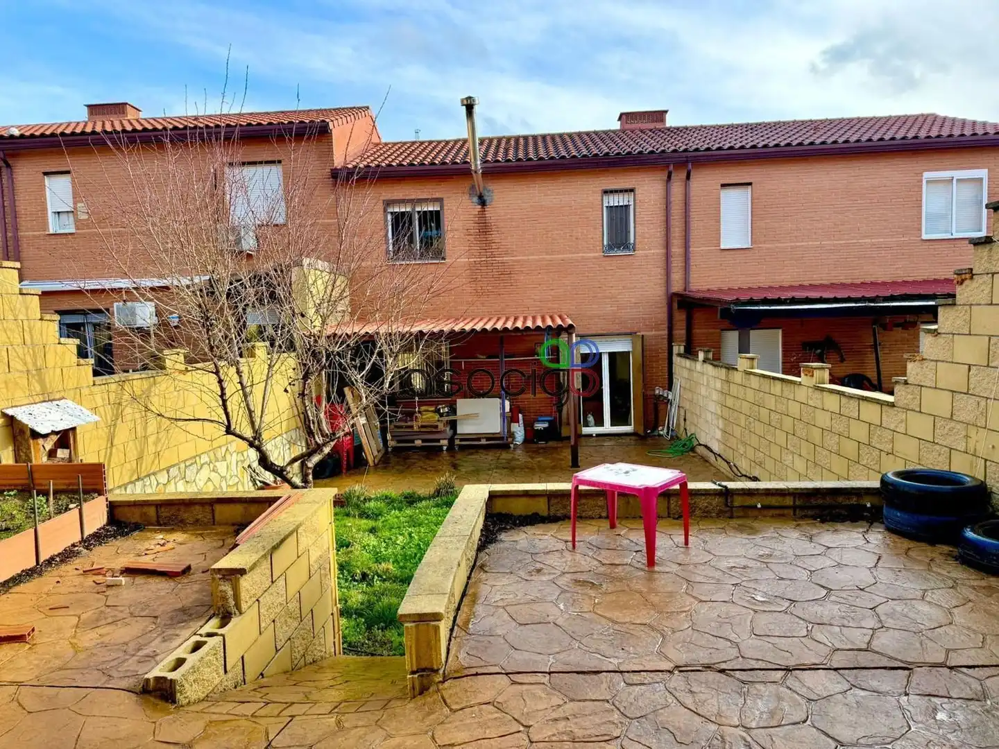 Garden of Detached homes for sale in Chiloeches  with Heating, Private garden and Swimming Pool
