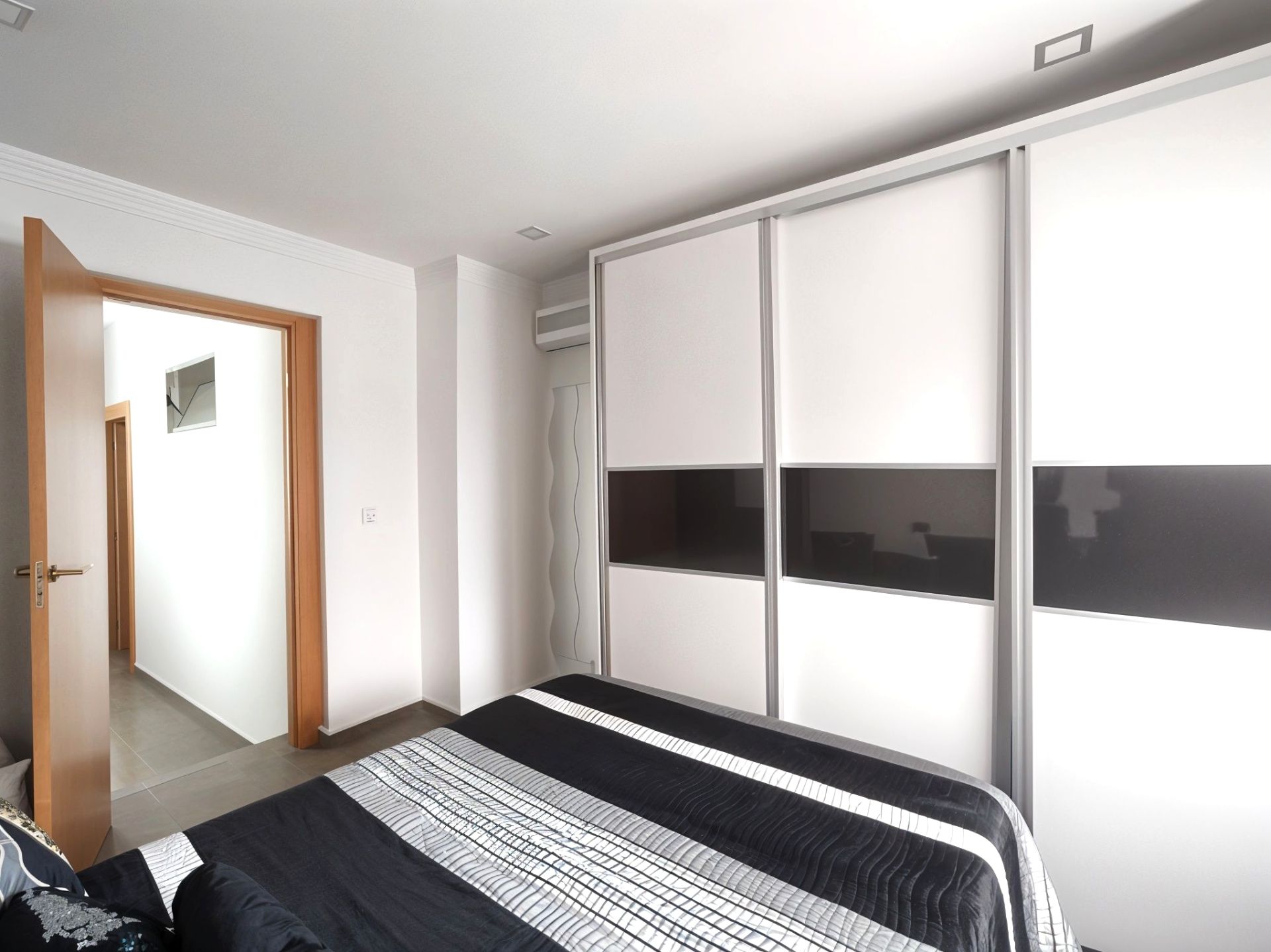 Bedroom of Attic for sale in Almendralejo  with Air Conditioner, Terrace and Storage room