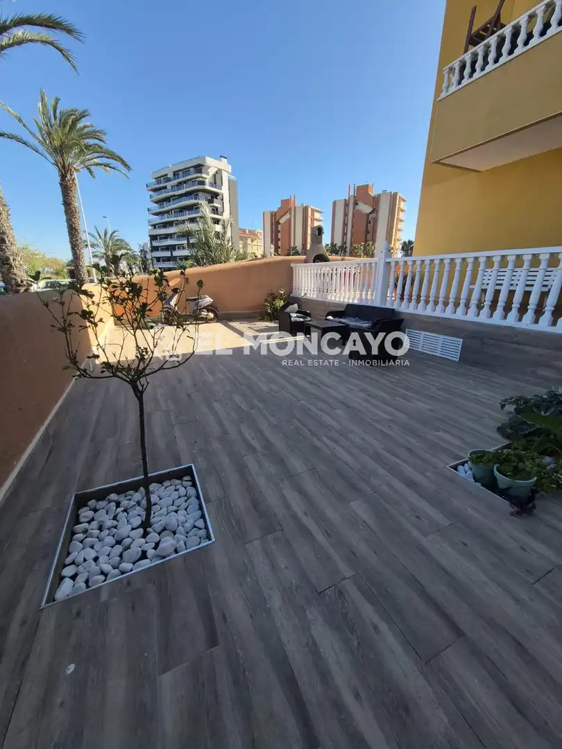 Terrace of Ground floor for sale in Guardamar del Segura  with Private garden, Terrace and Furnished