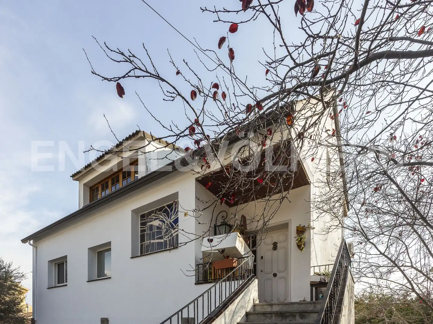 Vista exterior de Casa o xalet en venda en Castelldefels amb Aire condicionat, Calefacció i Jardí privat