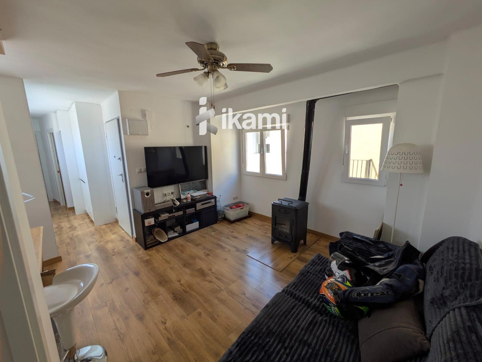 Bedroom of Flat for sale in Serra  with Air Conditioner, Heating and Terrace