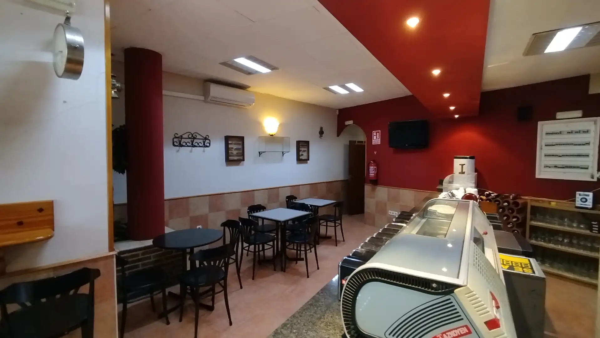 Local de alquiler en Azuqueca de Henares con Aire acondicionado, Calefacción y Amueblado