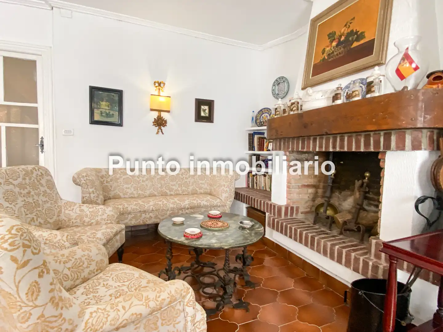 Sala d'estar de Casa o xalet en venda en Valladolid amb Jardí privat i Terrassa