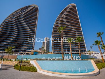 Apartamento con piscina en venta en Avenida República Argentina
