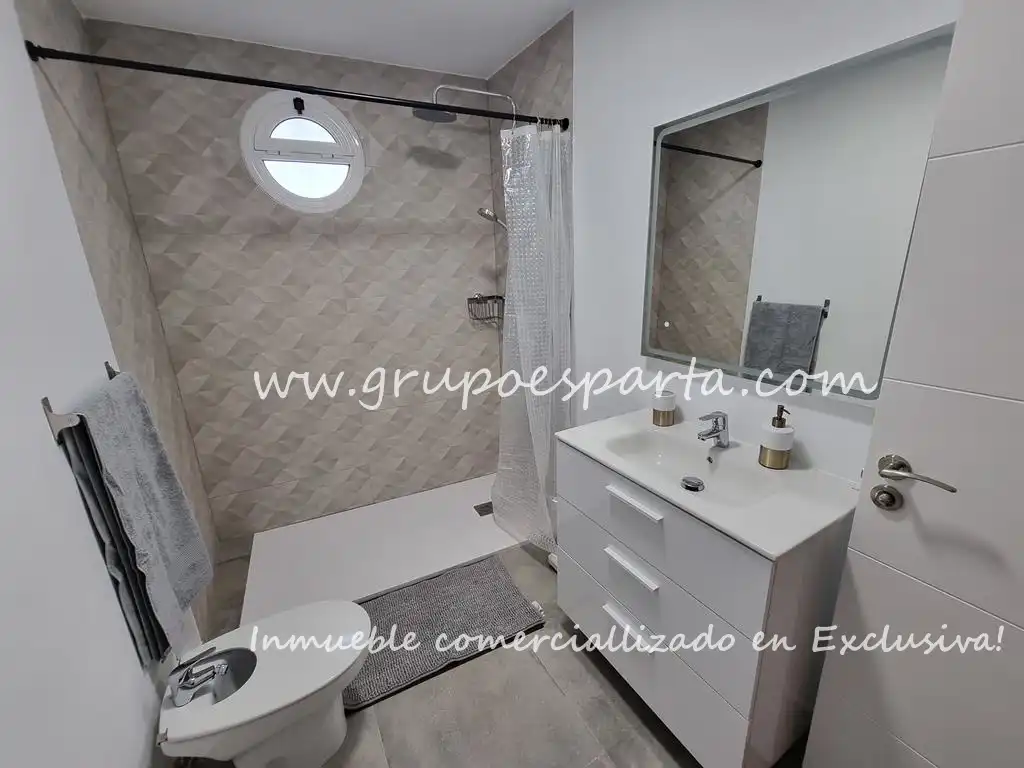 Zimmer in Calle los Arcos, 1, Sanlúcar la Mayor