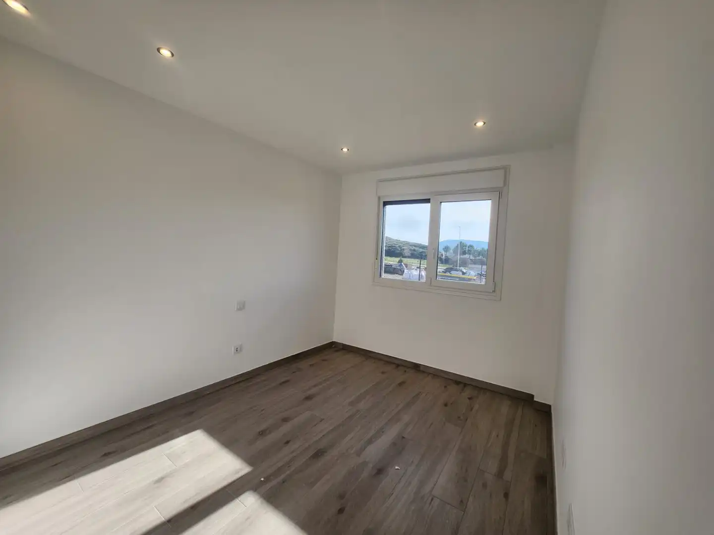 Habitación de Casa adosada en venta en Villalbilla con Calefacción, Jardín privado y Trastero