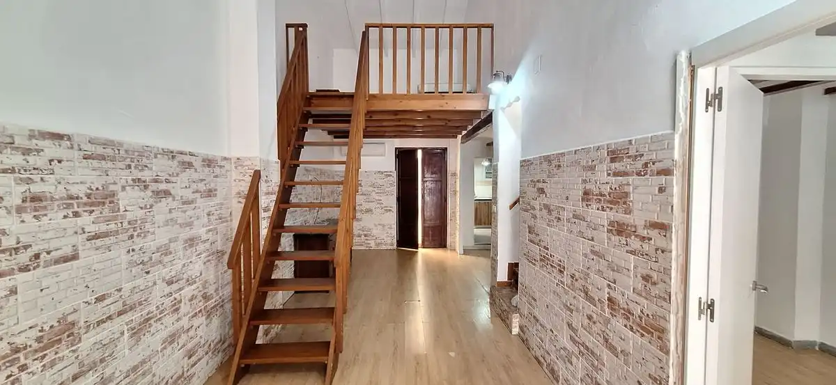 House with terrace for sale in Carrer del Tir, imagen 2