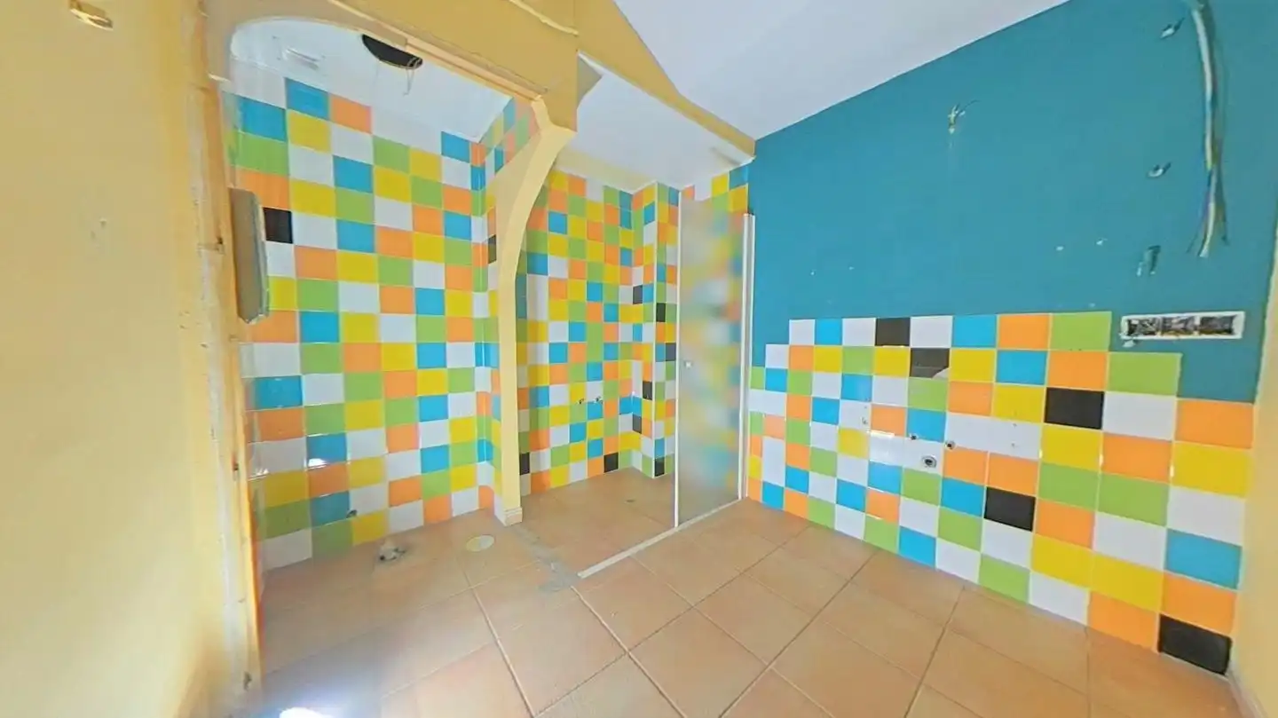 Baño de Local en venta en Granada