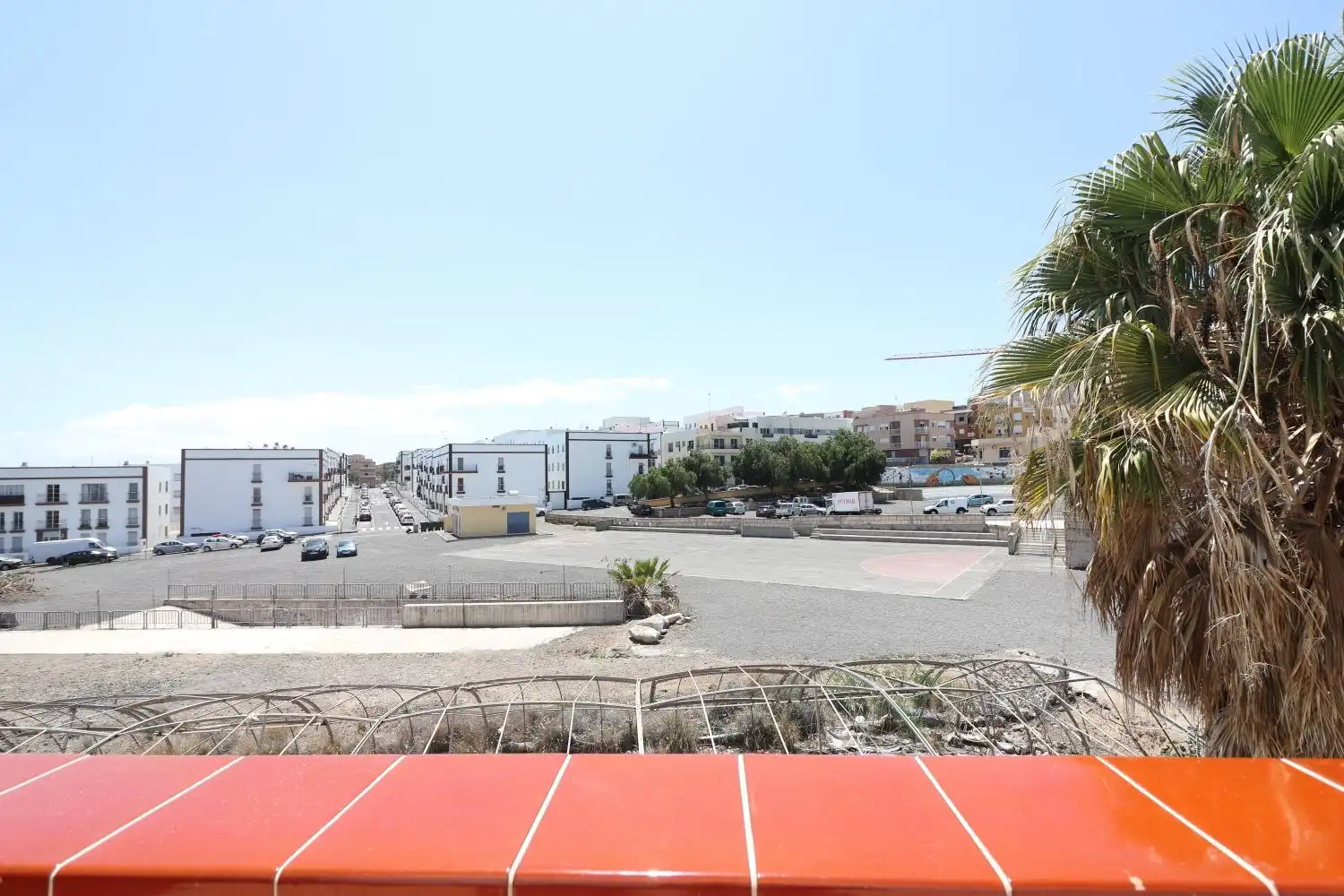 Vista exterior de Casa o xalet en venda en Granadilla de Abona amb Jardí privat, Terrassa i Jacuzzi