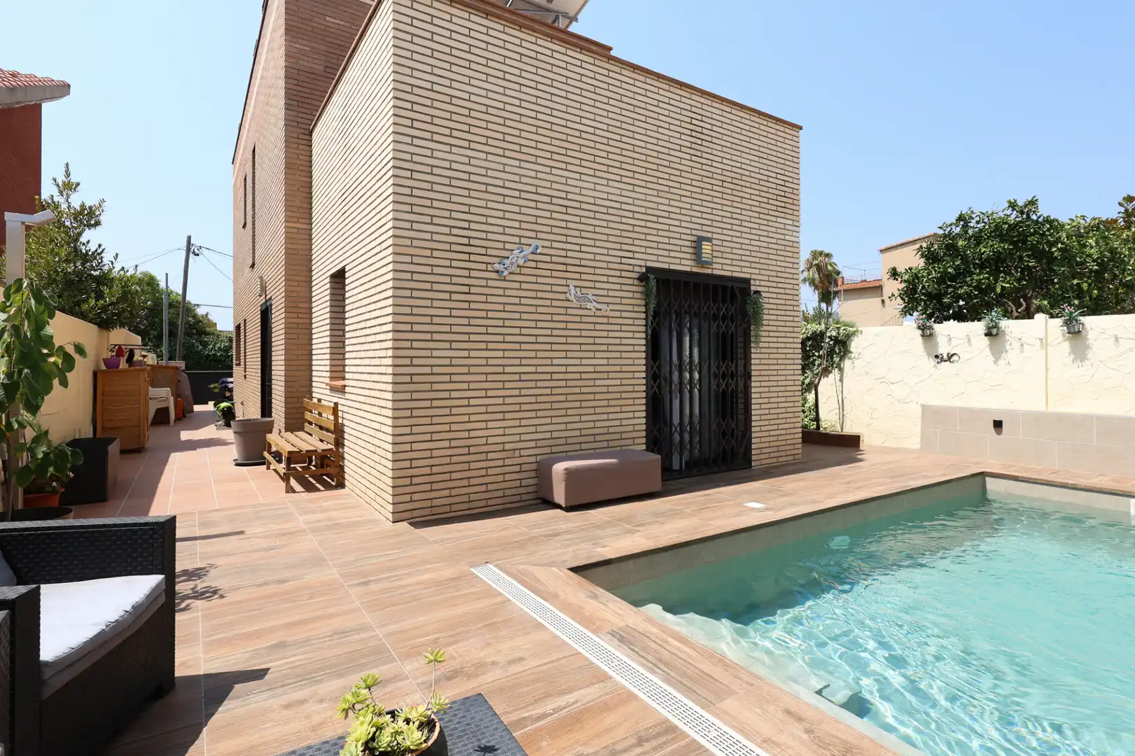 Piscina de Casa o chalet en venta en Viladecans con Aire acondicionado, Calefacción y Jardín privado