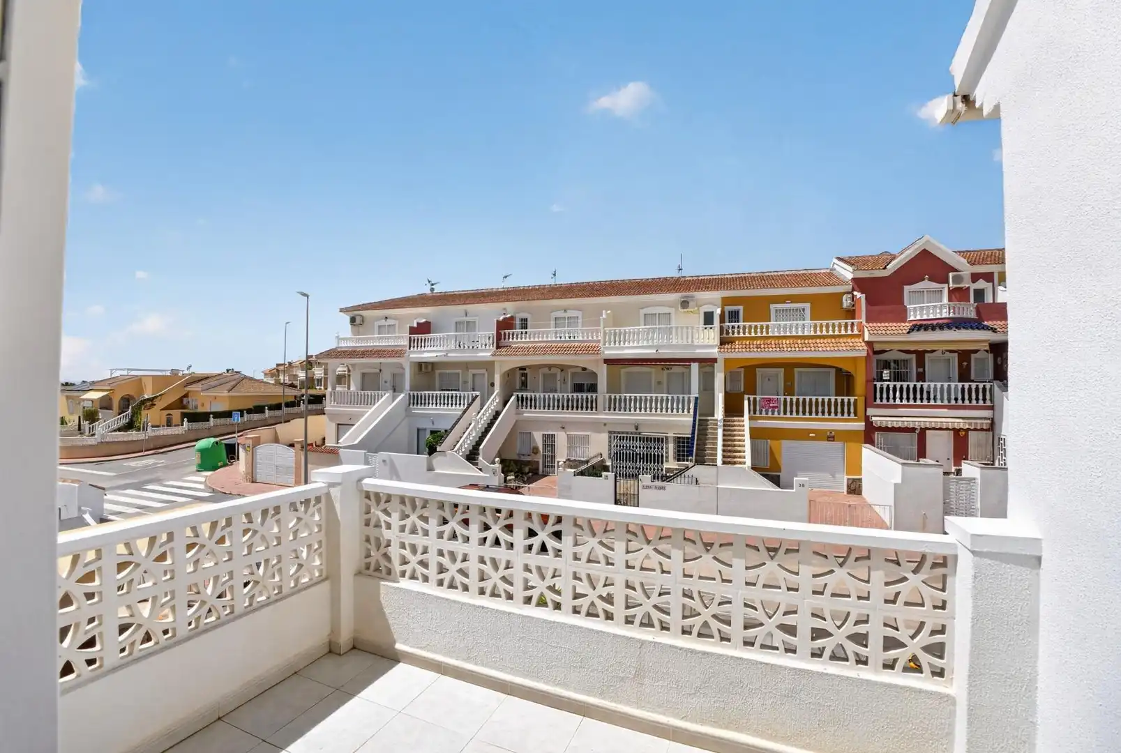 Vista exterior de Casa adosada en venta en Rojales con Aire acondicionado, Jardín privado y Terraza