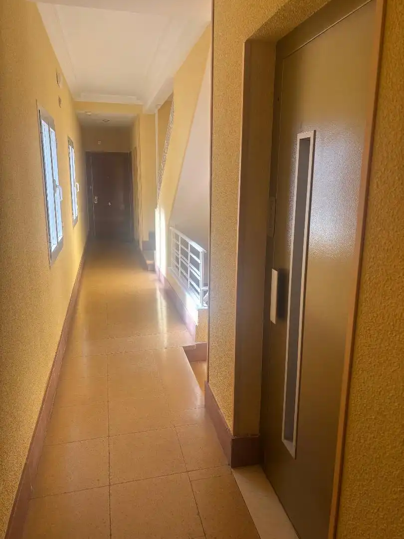 Flat for rent in Madrid  with Air Conditioner and Heating