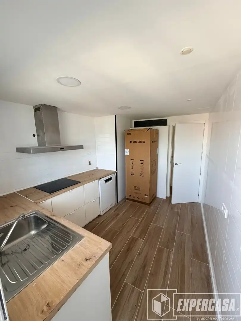 Kitchen of Flat for rent in Llíria  with Heating